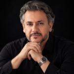 Foto de Guy Holland